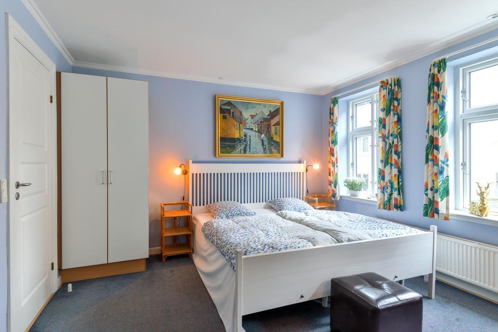 Viborg City Rooms ภายนอก รูปภาพ